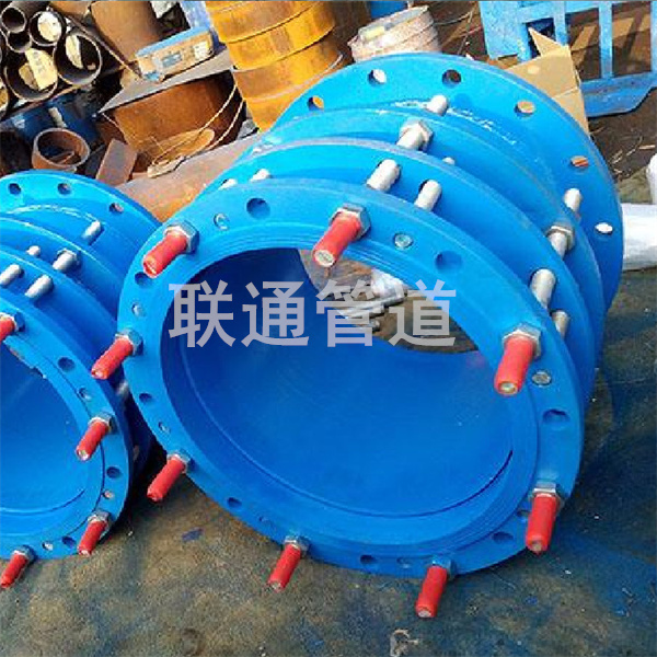 ���������s���^