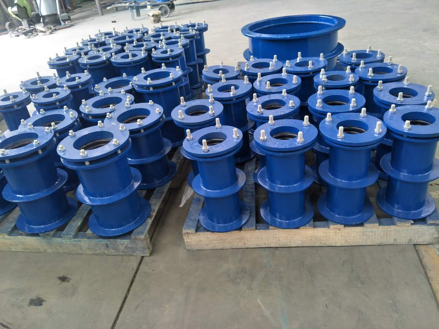 �����h(hu��n)������Է�ˮ�׹�һ���m���ڹܵ����^����֮̎