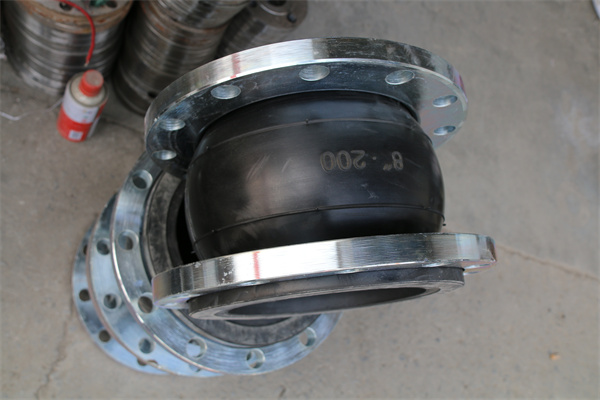 ɽ�����z�ܵ����^